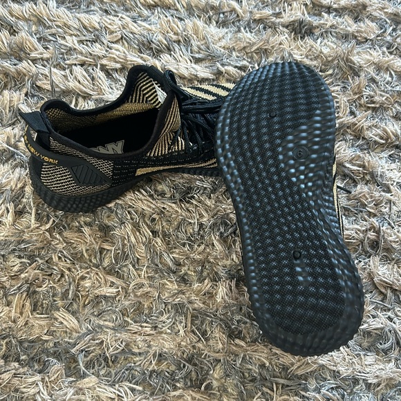 New! Gold and Black Trendy Product Of New York Sneakers, Size 6 - Picture 5 of 11